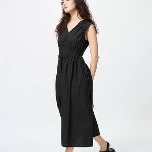 Uniqlo Black Midi Dress